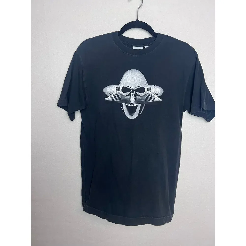 Adidas Men's Short Sleeve Skull Sneaker Print Black T-Shirt Size Small